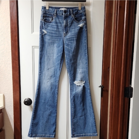 NWOT Eunina Stretch Aliyah Flares - 27 - Picture 5 of 11